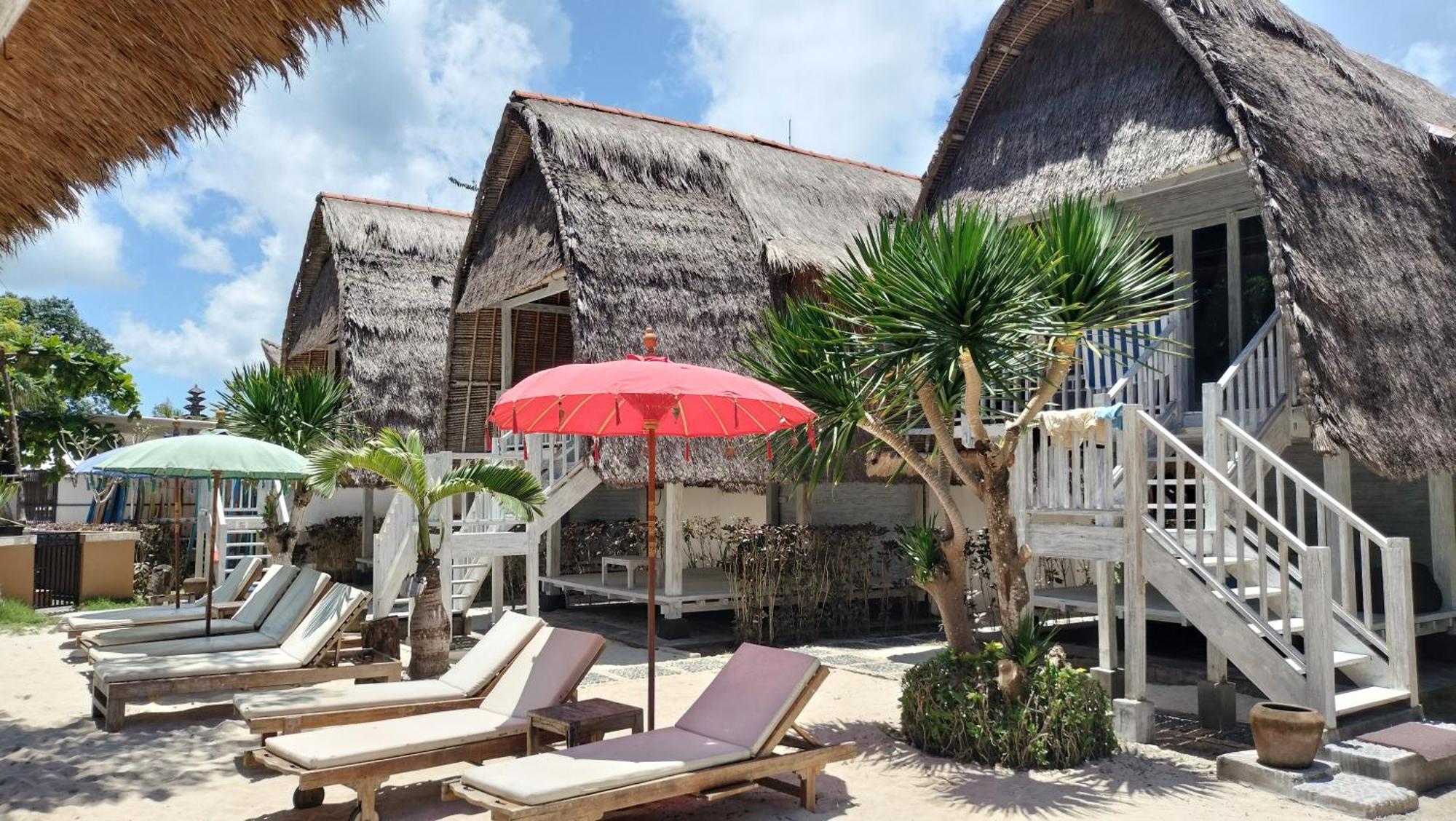 Molamola House Hotel Nusa Lembongan  Exterior photo