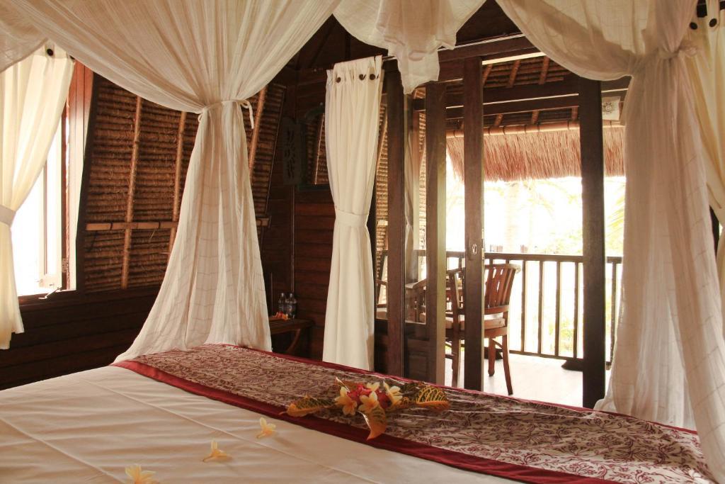 Molamola House Hotel Nusa Lembongan  Room photo