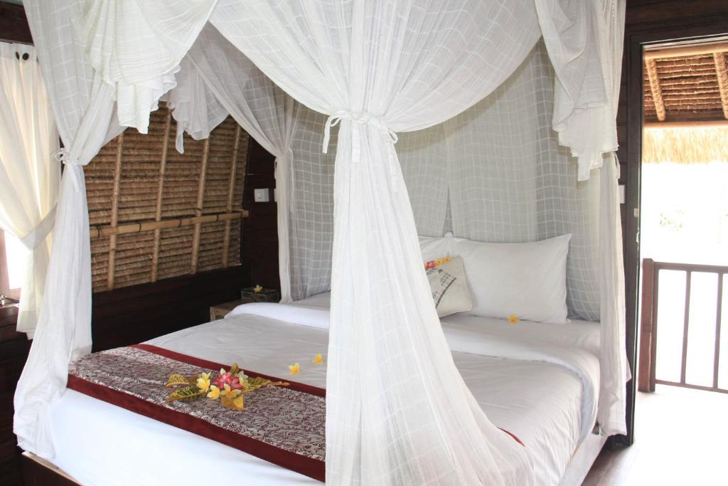 Molamola House Hotel Nusa Lembongan  Room photo