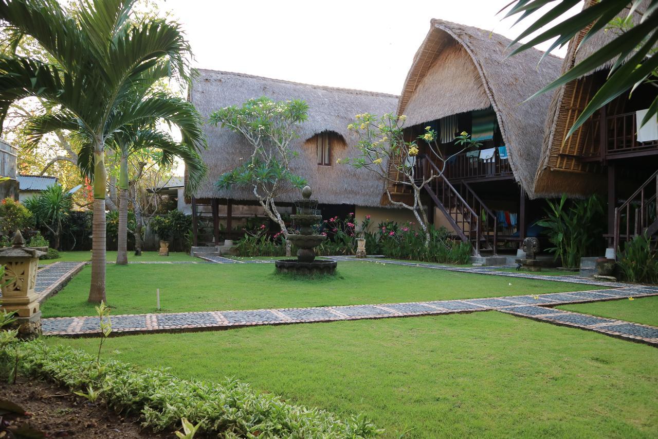 Molamola House Hotel Nusa Lembongan  Exterior photo